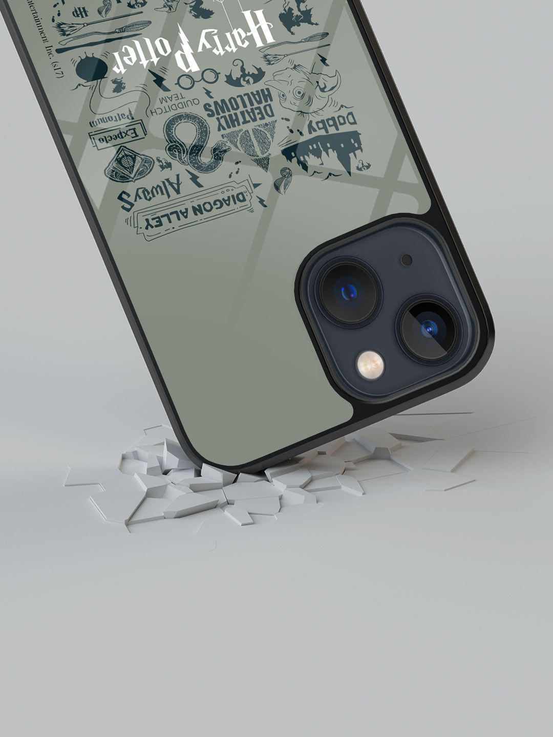 https://images.macmerise.com/product/glass-case/ipc13ngharrypotterinfographicgrey5.jpg