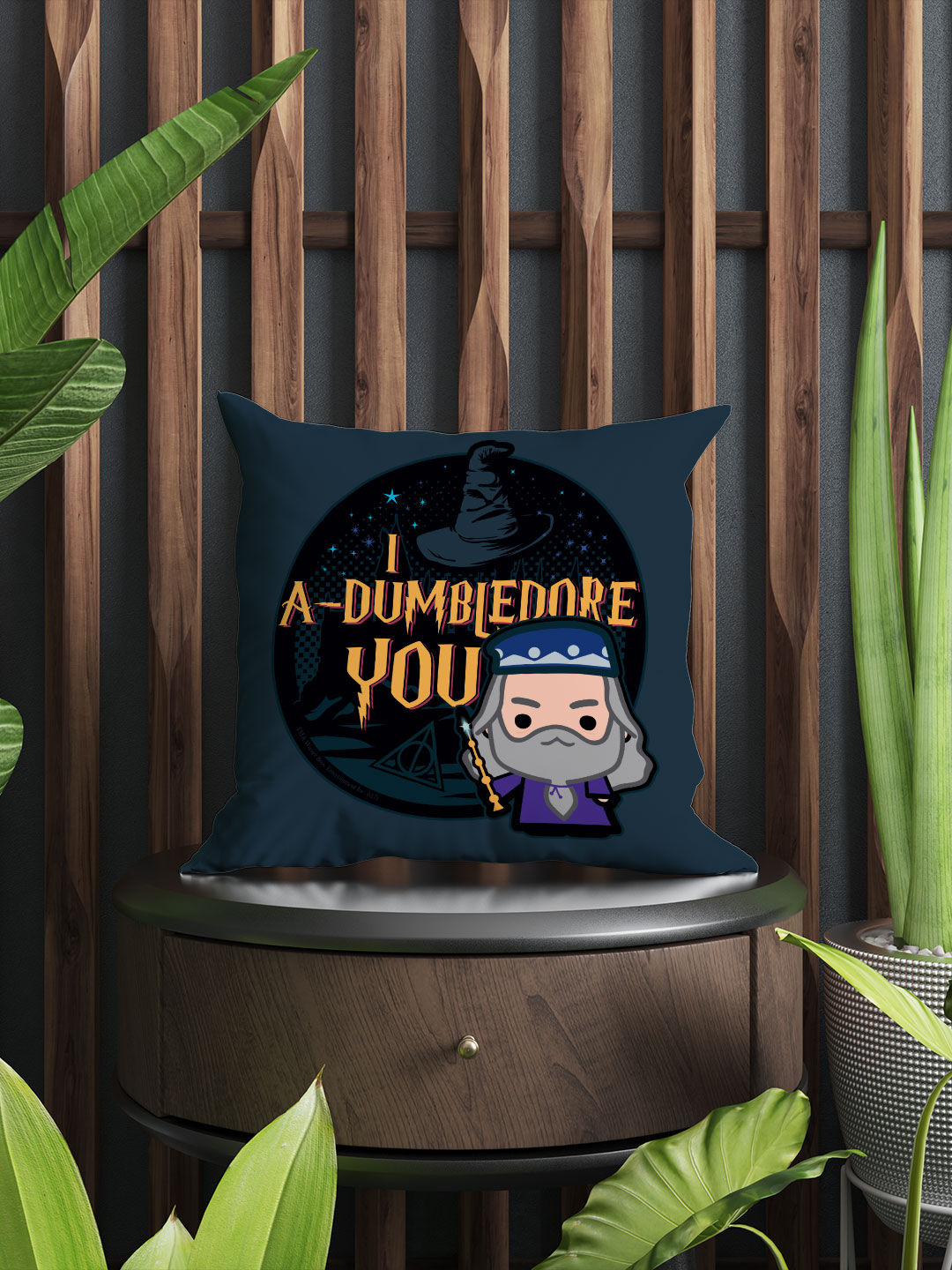 Valentine Dumbledore - Square Pillow