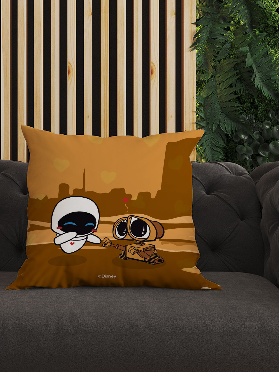 Valentine Wall e - Square Pillow