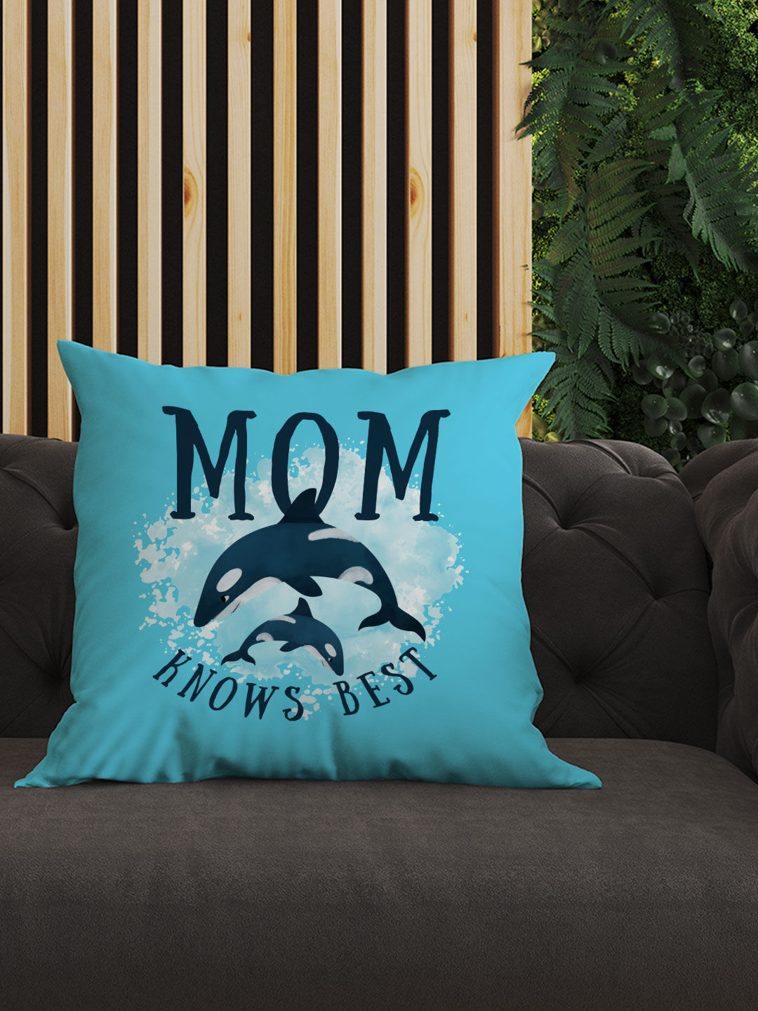 Mom Knows - Sqaure Cushions