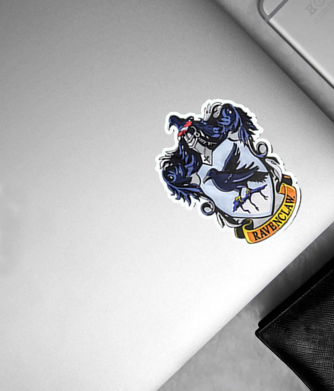 Crest Ravenclaw - Macmerise Stickon Small