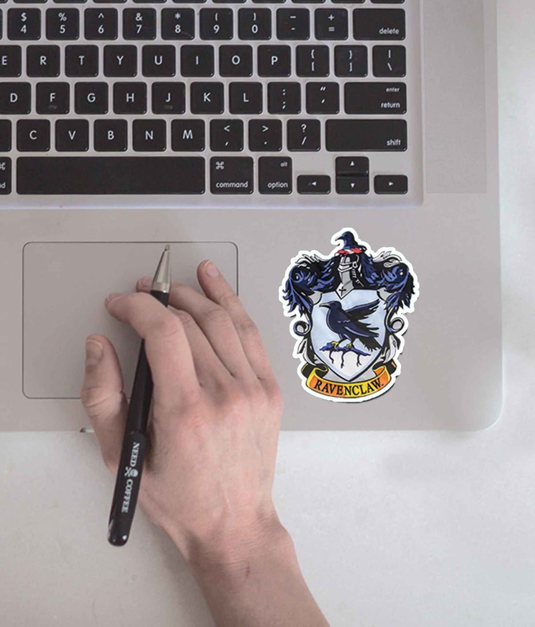 Crest Ravenclaw - Macmerise Stickon Small